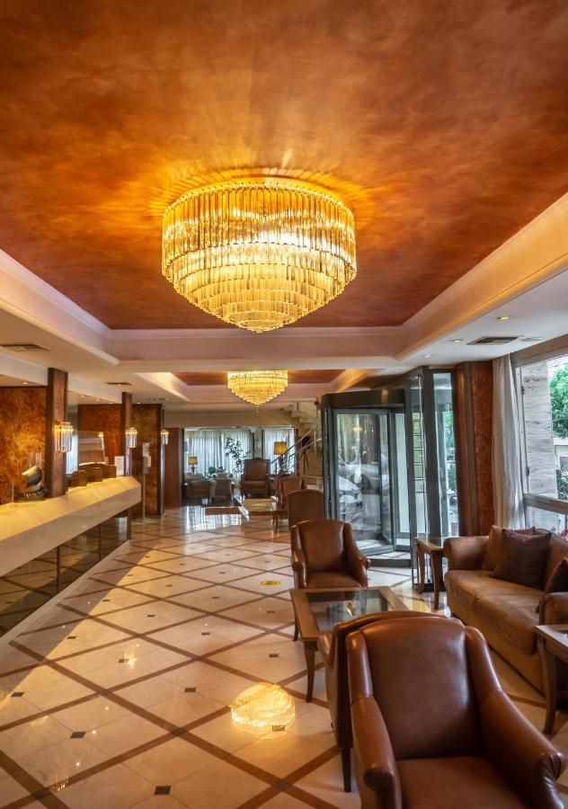 Park Hotel Волос Екстер'єр фото