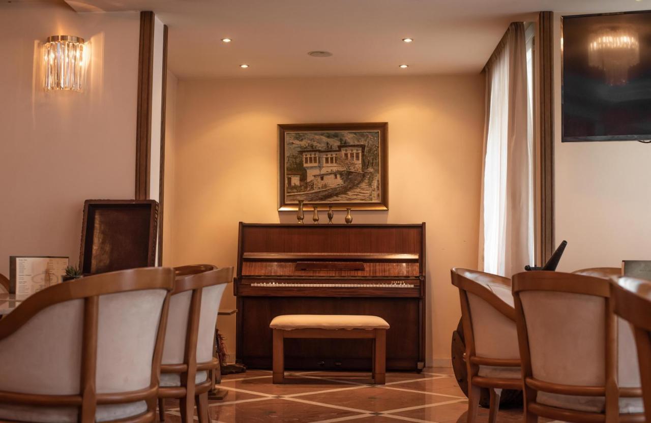 Park Hotel Волос Екстер'єр фото