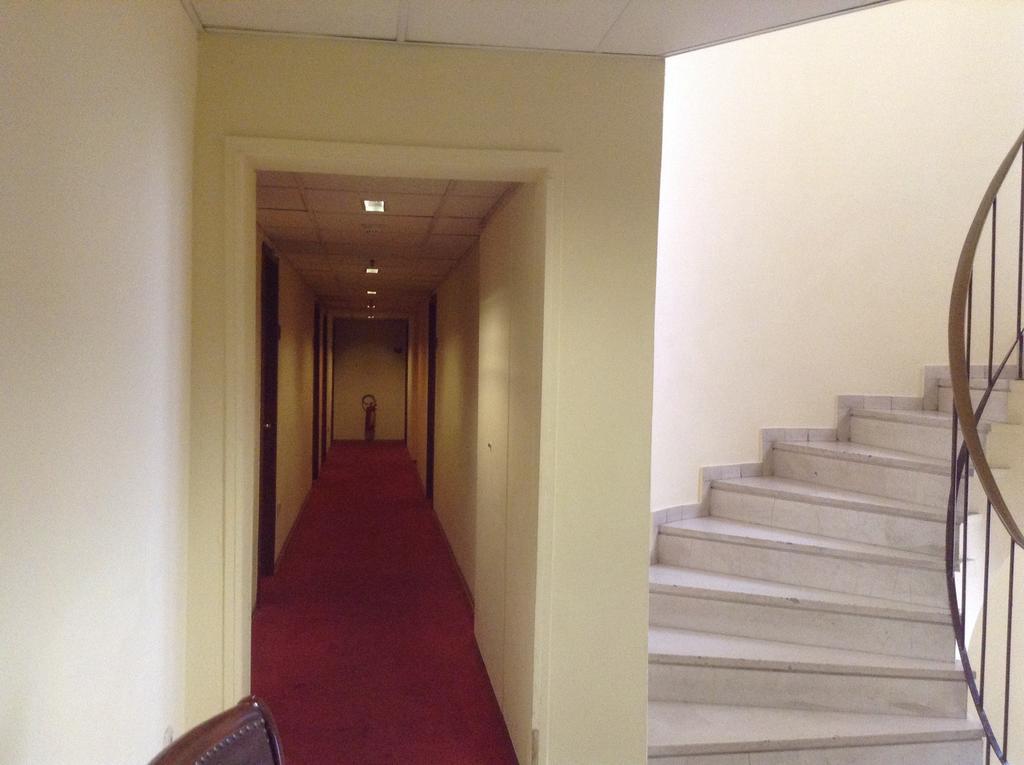 Park Hotel Волос Екстер'єр фото